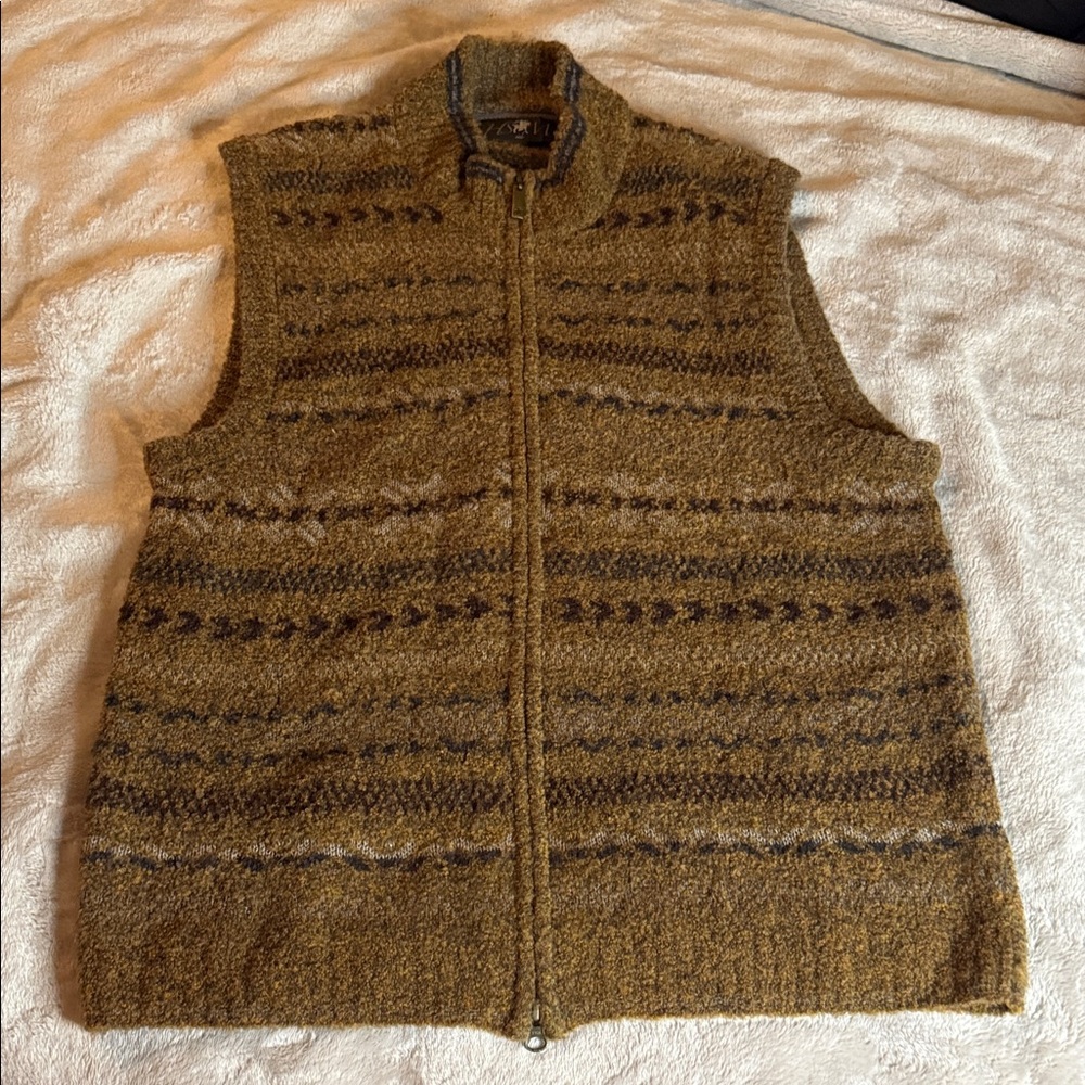 Men's Brown Patterned Chaleco Sweater - image 1